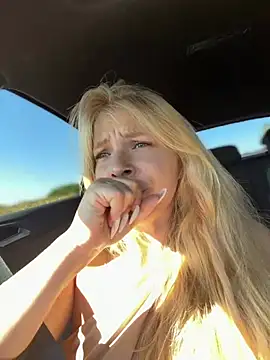 AnastasiaAniess' Webcam Show