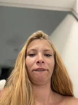Chat +18 de AnastasiaAniess ao vivo