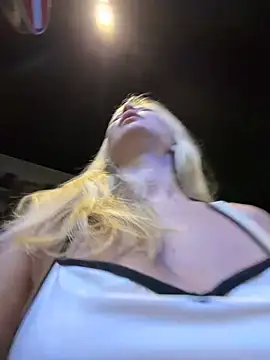 AnastasiaAniess' Webcam Show