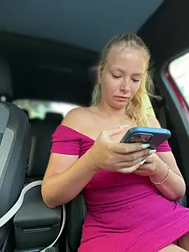 AnastasiaAniess Chat XXX in diretta