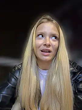 AnastasiaAniess élő XXX-chatje
