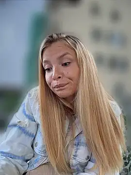 AnastasiaAniess élő XXX-chatje