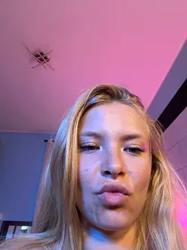 XXX chat uživo modela AnastasiaAniess