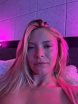 AnastasiaAniess Adlı Modelin Canlı XXX Sohbeti