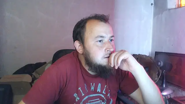 Show modela BIG-COCK-OMG na web-kameri