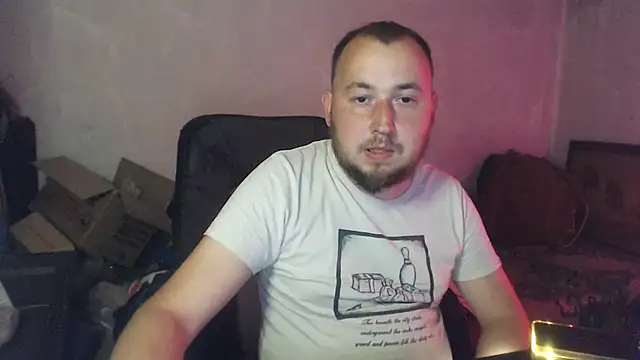 Webkamerová show BIG-COCK-OMG