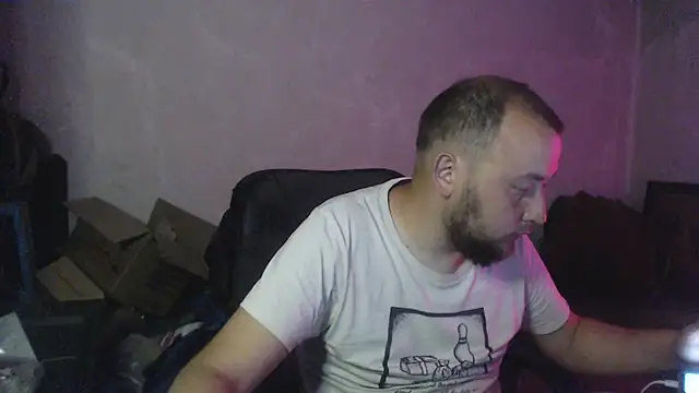 عرض كام BIG-COCK-OMG
