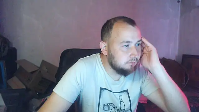 Show modela BIG-COCK-OMG na web-kameri