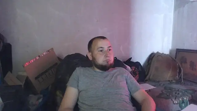 Show modela BIG-COCK-OMG na web-kameri