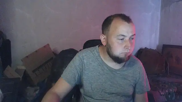 Show modela BIG-COCK-OMG na web-kameri