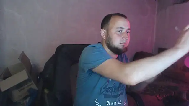 Pokazy przed kamerką – BIG-COCK-OMG