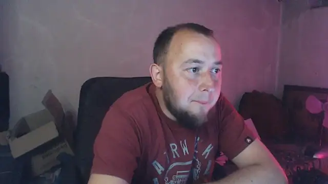 Show modela BIG-COCK-OMG na web-kameri