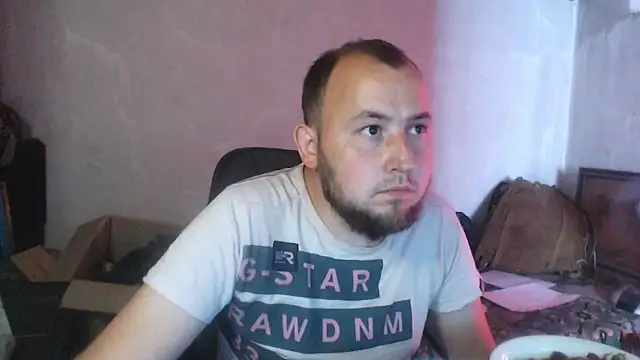 Show modela BIG-COCK-OMG na web-kameri