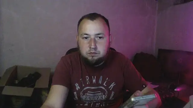 Show modela BIG-COCK-OMG na web-kameri