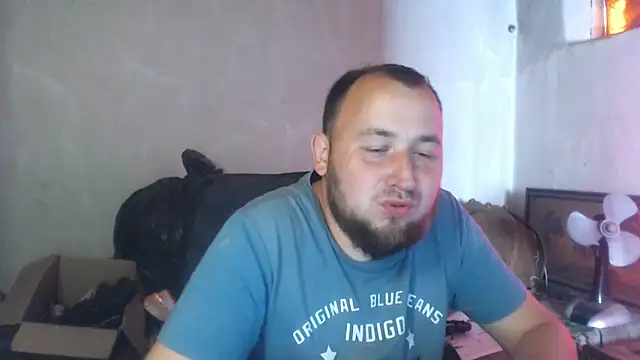 Show modela BIG-COCK-OMG na web-kameri