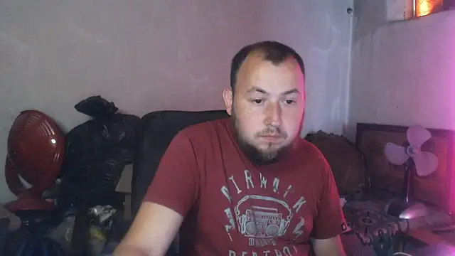 Show modela BIG-COCK-OMG na web-kameri