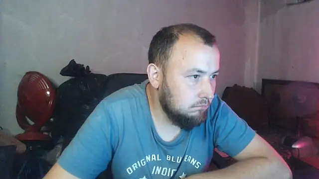 Show modela BIG-COCK-OMG na web-kameri