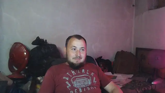 Webkamerová show BIG-COCK-OMG