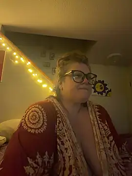 ticklesquirt Show in webcam