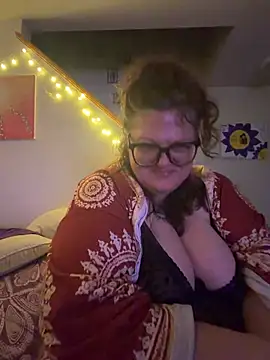 ticklesquirt's Live XXX Chat