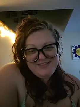 ticklesquirt's Live XXX Chat