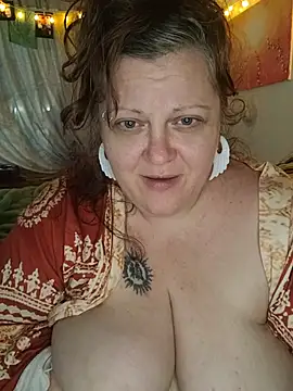 ticklesquirt Show in webcam