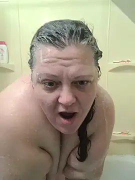 ticklesquirt Adlı Modelin Canlı XXX Sohbeti