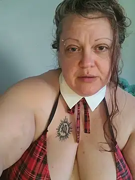 ticklesquirtn Live XXX chat