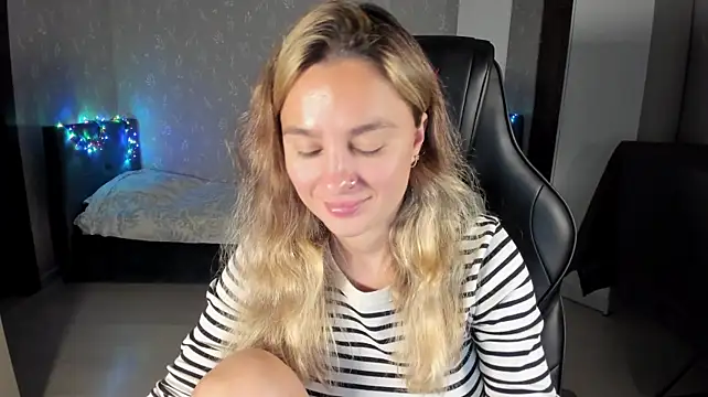 צ'אט XXX בשידור חי של EllaFresh