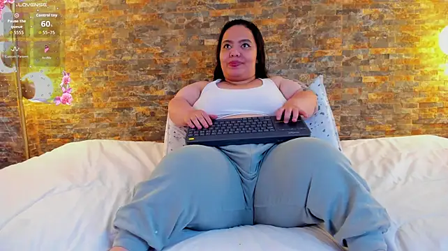 adenile5 – Naživo XXX chat