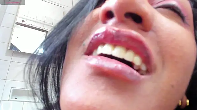 LadyNahirn Live XXX chat