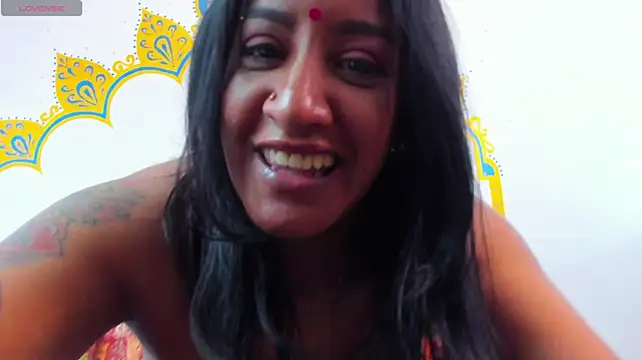 LadyNahir Live XXX-Chat