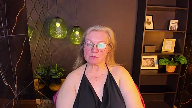 NataliMellow's Webcam Show