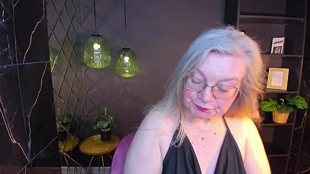 XXX chat uživo modela NataliMellow