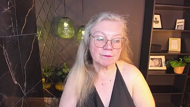 NataliMellow's Webcam Show