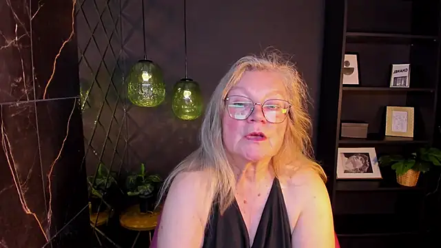NataliMellow's Live XXX Chat