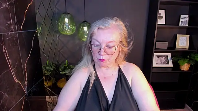 NataliMellow's Live XXX Chat
