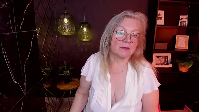 Chatroom XXX en direct de NataliMellow