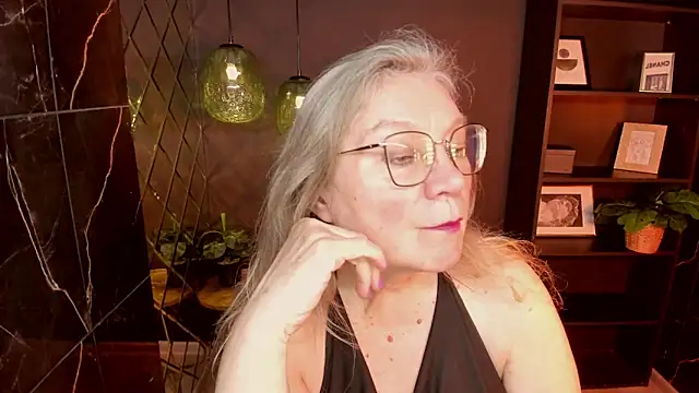 NataliMellow Chat XXX in diretta