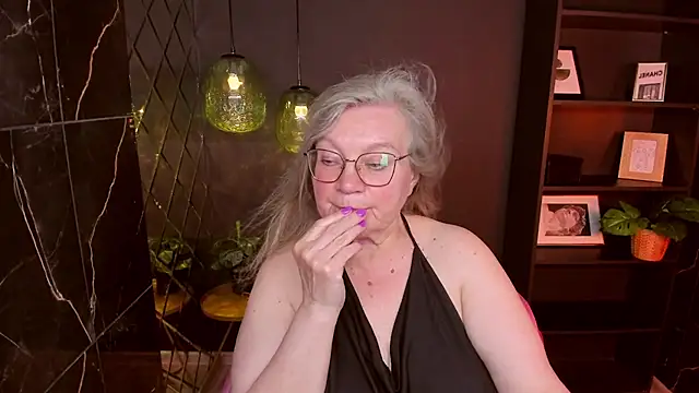 XXX chat uživo modela NataliMellow