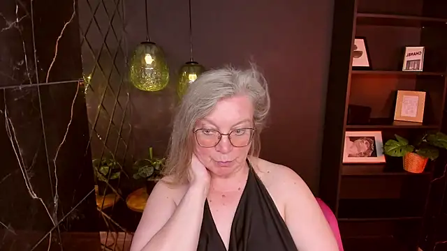 NataliMellow Chat XXX live