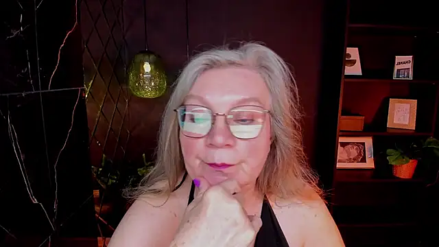 NataliMellow's Live XXX Chat