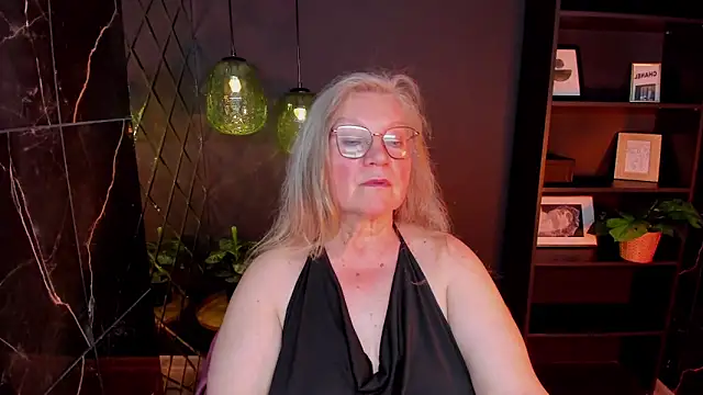 NataliMellow's Live XXX Chat