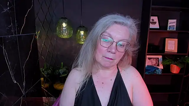 Chatroom XXX en direct de NataliMellow