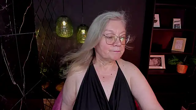 NataliMellow's Webcam Show