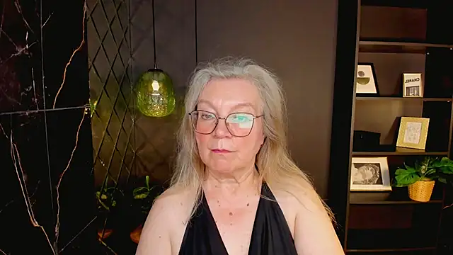 NataliMellow's Webcam Show