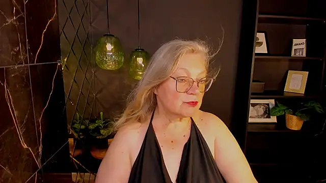 NataliMellow XXX чат на живо