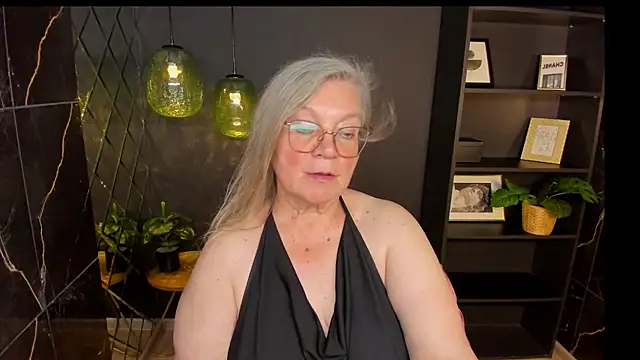 NataliMellow's Webcam Show