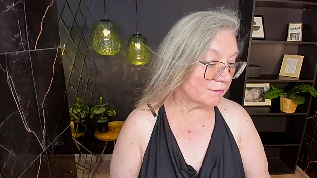 NataliMellow XXX чат на живо