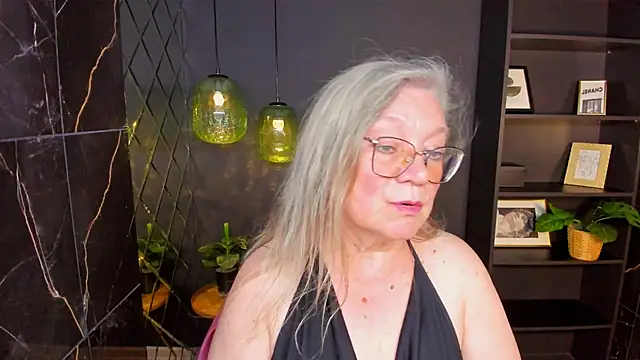 חדר צ'אט בשידור חי של NataliMellow